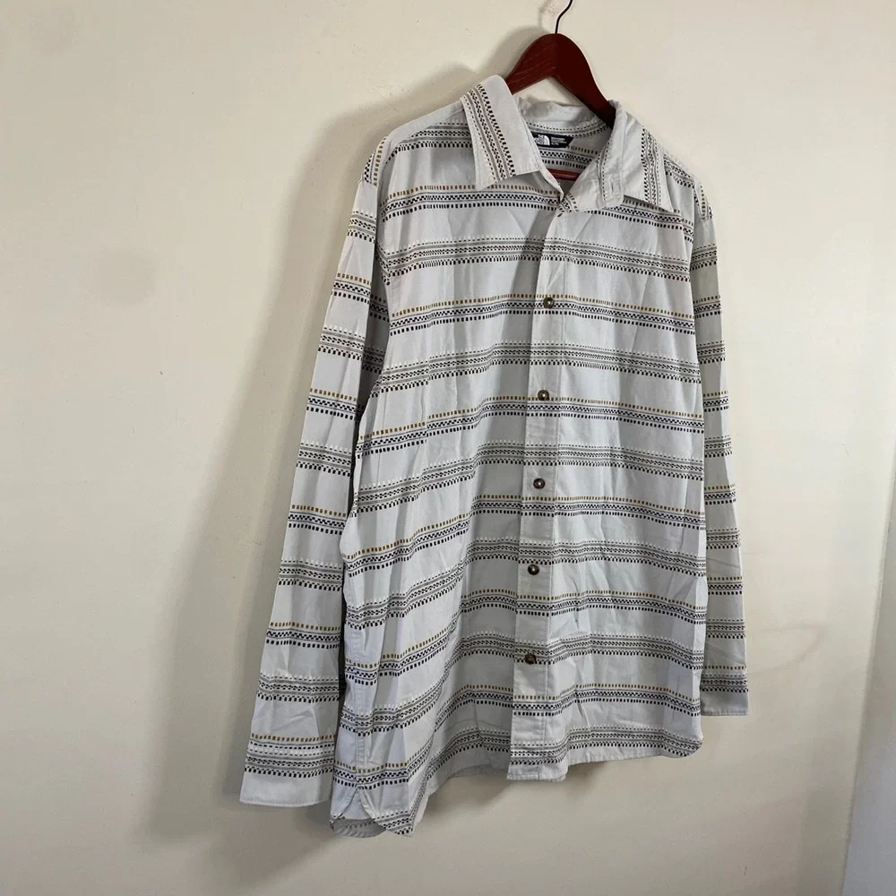 The North Face Button Down Long Sleeve Shirt Striped Mens XL Lightweight Western